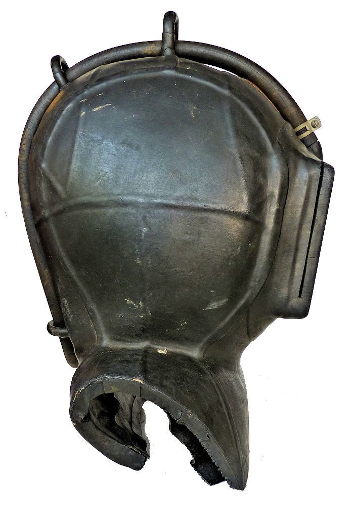 Right side of helmet image