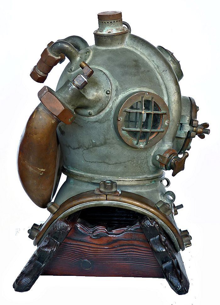 Rightside of 1972 DESCO helium dive helmet image