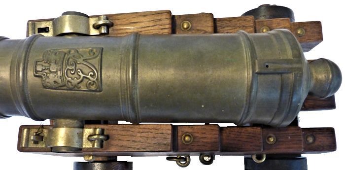 Picture of the George Rex seal on this cannon image