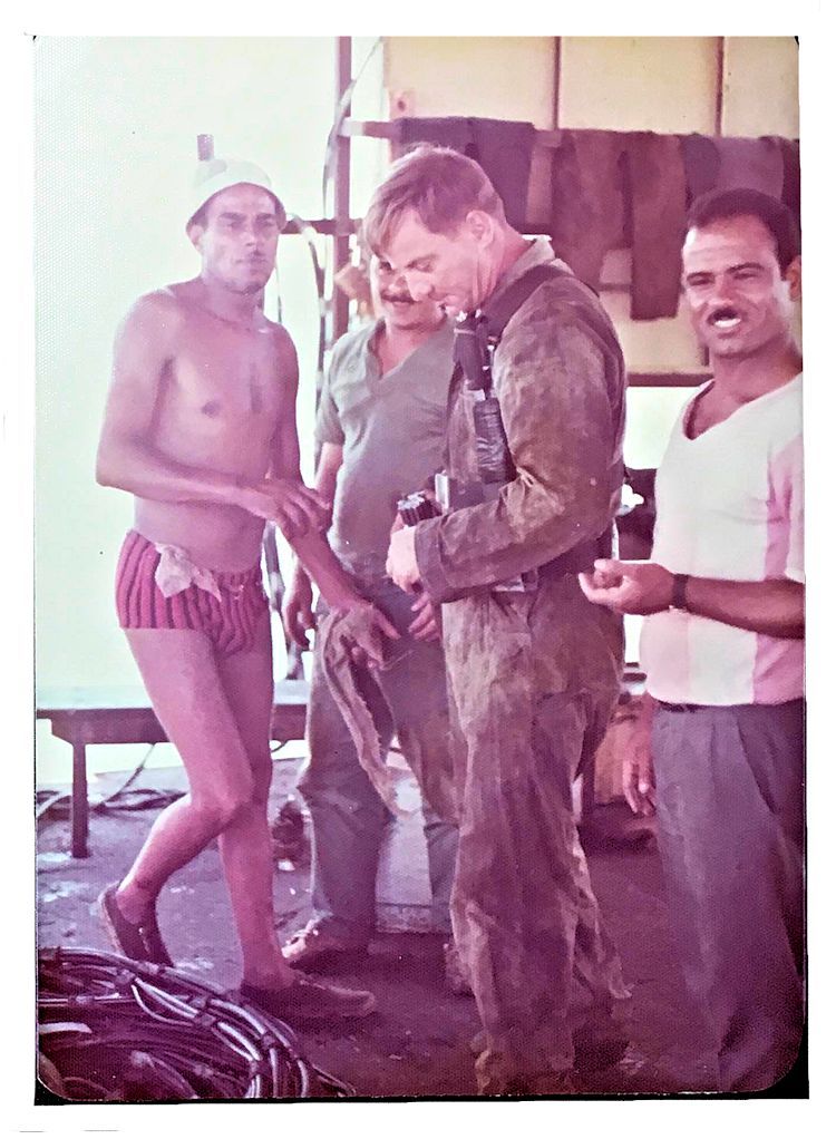 Woody Meeks suiting up for a Suez Canal dive in 1975 image