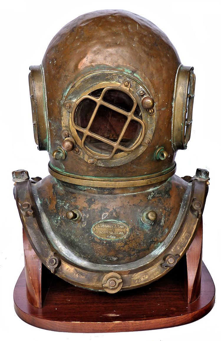 Early Morse Commercial Dive Helmet image
