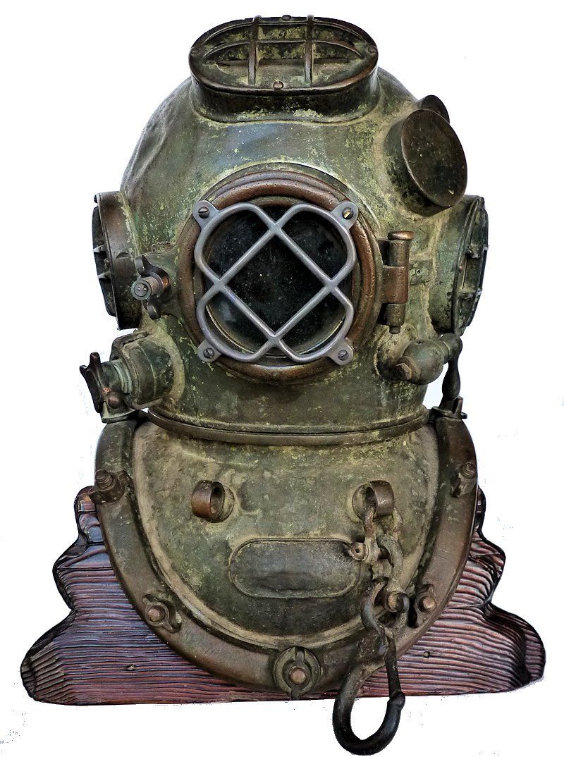 Front view of 1942 Scharder Navy MK V Dive helmet image